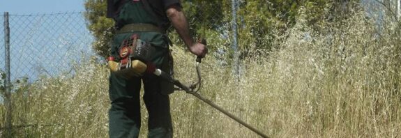 Τι αλλάζει στους καθαρισμούς των οικοπέδων με το νομοσχέδιο «Ενεργή Μάχη»