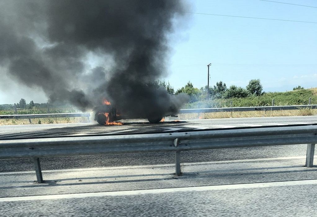 Αυτοκίνητο κάηκε ολοσχερώς στα Μάλγαρα – Ήταν κλεμμένο