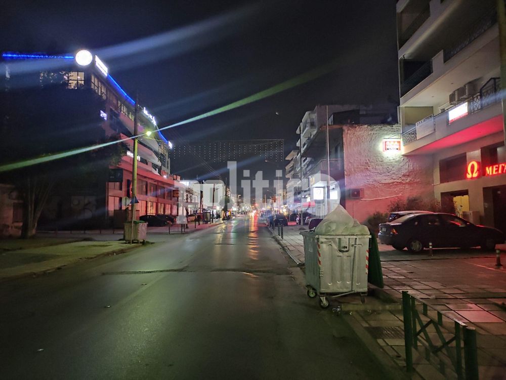 Δήμος Κορδελιού – Ευόσμου: Χωρίς δημοτικό φωτισμό για εκατοντάδες μέτρα η Καραολή και Δημητρίου (vid)