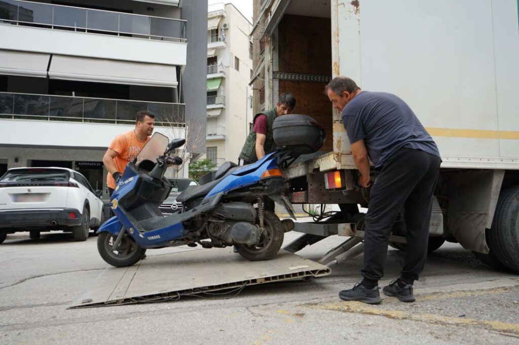 Δήμος Θεσσαλονίκης: Νέα επιχείρηση απομάκρυνσης εγκαταλελειμμένων δικύκλων