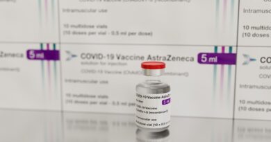 AstraZeneca: Αποσύρει το εμβόλιο για τον κορονοϊό – Μπορεί να προκαλέσει σπάνια παρενέργεια
