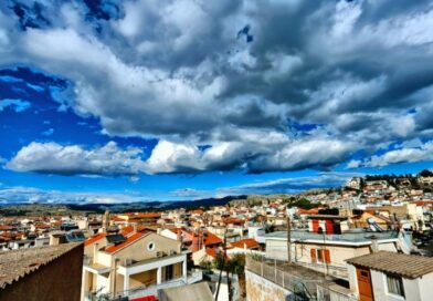 Άνοδος της θερμοκρασίας με παροδικές νεφώσεις και λίγες τοπικές βροχές