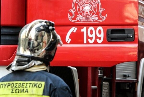 Φωτιά σε εταιρεία ανακύκλωσης στο Ωραιόκαστρο - Συστάσεις προς τους κατοίκους για τον καπνό