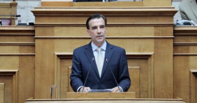 Ερώτηση Χουρδάκη για το συμβάν με τους δύο συρμούς στο Μετρό Θεσσαλονίκης