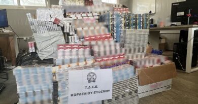 Δυτική Θεσσαλονίκη: Συνελήφθη 61χρονος με περίπου 15.000 λαθραία πακέτα τσιγάρων