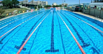 Φορητή καρέκλα ανύψωσης για ΑμεΑ στο Δημοτικό Κολυμβητήριο Συκεών (pics)