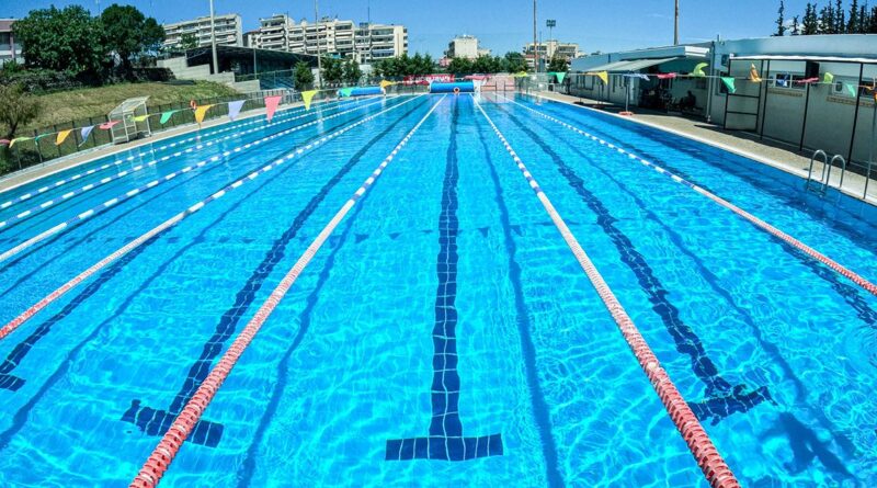 Φορητή καρέκλα ανύψωσης για ΑμεΑ στο Δημοτικό Κολυμβητήριο Συκεών (pics)