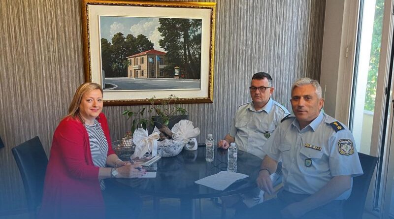 Συνάντηση Μπισμπινά με τον νέο διοικητή του Α.Τ. Δέλτα