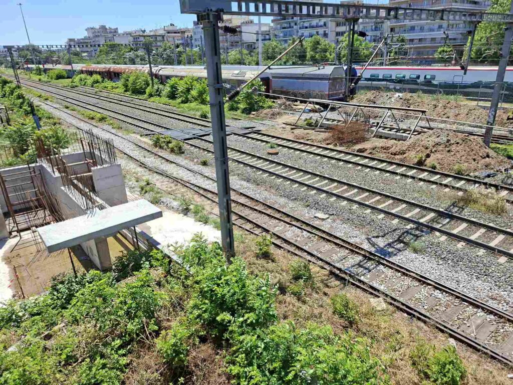 Αμπελόκηποι: Κατασκευή νέας μεταλλικής πεζογέφυρας στην οδό Καλλιθέας (pics)