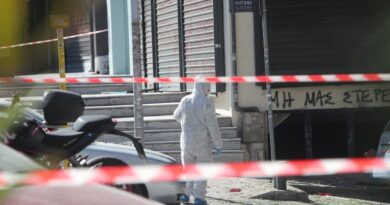 Δεν έφτιαξε τη βόμβα η 38χρονη - Ψάχνουν τον ενοικιαστή του διαμερίσματος