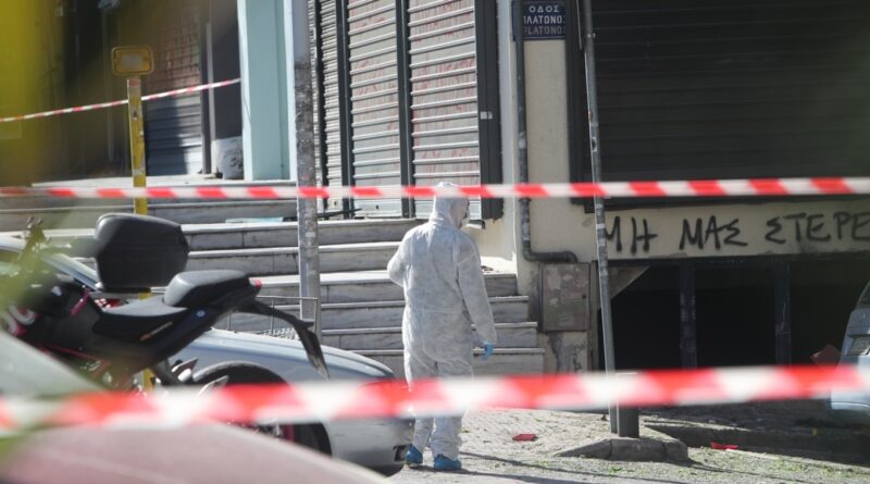 Δεν έφτιαξε τη βόμβα η 38χρονη - Ψάχνουν τον ενοικιαστή του διαμερίσματος