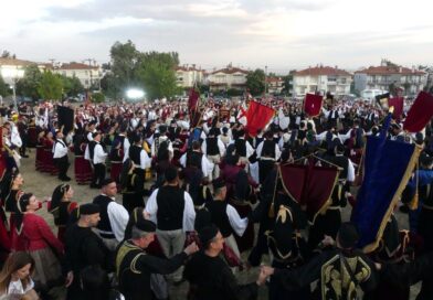 39ο Πανελλήνιο Αντάμωμα Βλάχων: Δυνατά κτύπησε η καρδιά του Βλαχόφωνου Ελληνισμού στο Ωραιόκαστρο