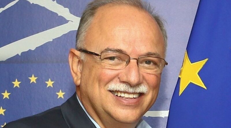 Παπαδημούλης: Η 44η επέτειος γάμου και η ρετρό φωτογραφία
