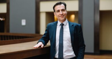 Χουρδάκης: «Τέλος στην κοροϊδία – Μητροπολιτικό Πάρκο στο χώρο της ΔΕΘ και μεταφορά της έκθεσης στη Σίνδο»