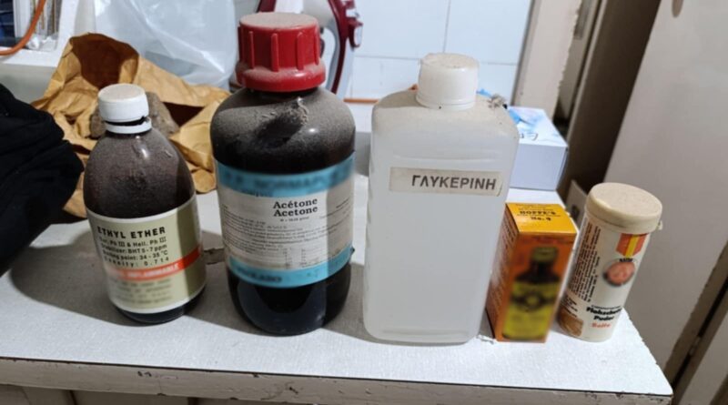 Θεσσαλονίκη: 81χρονος εκτόξευε ρουκέτες προς κοντινή πολυκατοικία!