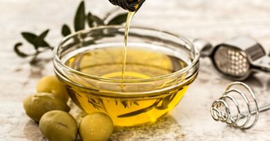 Το κυνήγι των εξαιρέσεων ελληνικών προϊόντων από τους δασμούς Τραμπ