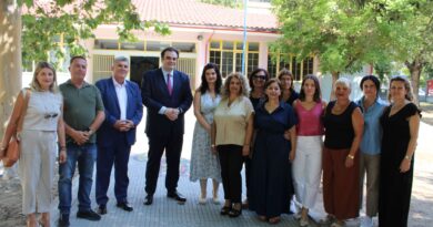 Σε σχολεία του Δήμου Κορδελιού - Ευόσμου που συμπεριλήφθηκαν στο πρόγραμμα «Μαριέττα Γιαννάκου» ο ΥΠΟΙΚ Κυριάκος Πιερρακάκης