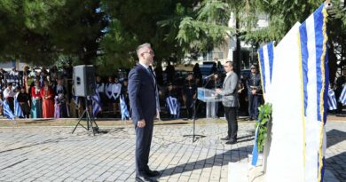 Με λαμπρότητα τιμήθηκε η επέτειος της 28ης Οκτωβρίου στον Δ. Ωραιοκάστρου