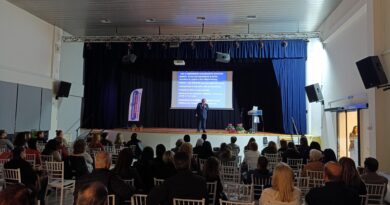 Ξεκινά εκστρατεία κατά του bullying στο Δ. Ωραιοκάστρου – Η αρχή έγινε με διάλεξη του καθηγητή Γ. Παυλίδη