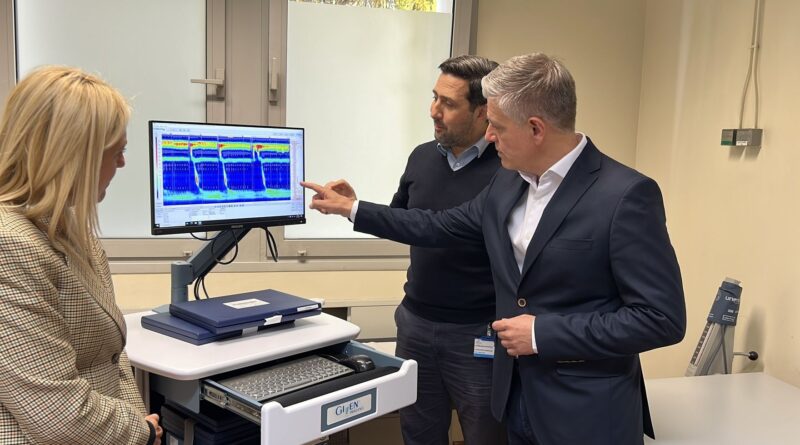 Επίσκεψη Γιουτίκα στο νοσοκομείο «Παπαγεωργίου» (pics)