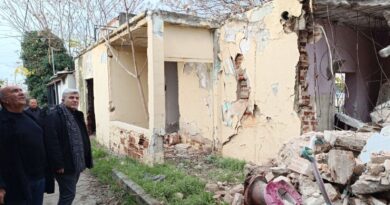 Δήμος Κορδελιού – Ευόσμου: Συντονισμένη επιχείρηση κατεδάφισης ετοιμόρροπων και επικίνδυνων κτιρίων (pics)