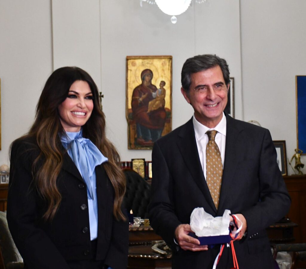 Τα δώρα που αντάλλαξαν Γκίλφοϊλ και Γκιουλέκας