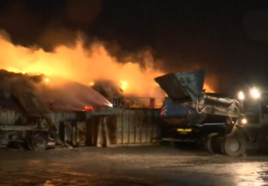 Φωτιά σε εταιρεία ανακύκλωσης στα Διαβατά – Επιχειρούν ισχυρές δυνάμεις (vid)