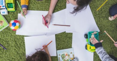 Θεσσαλονίκη: Πατέρας μπούκαρε σε παιδικό σταθμό, άρπαξε τα παιδιά του και εξαφανίστηκε