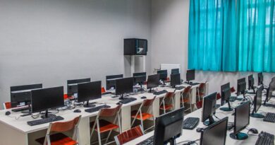 Εγκαινιάστηκε η νέα αίθουσα Πληροφορικής στο 1ο Δημοτικό Σχολείο Νέας Μαγνησίας (pics)