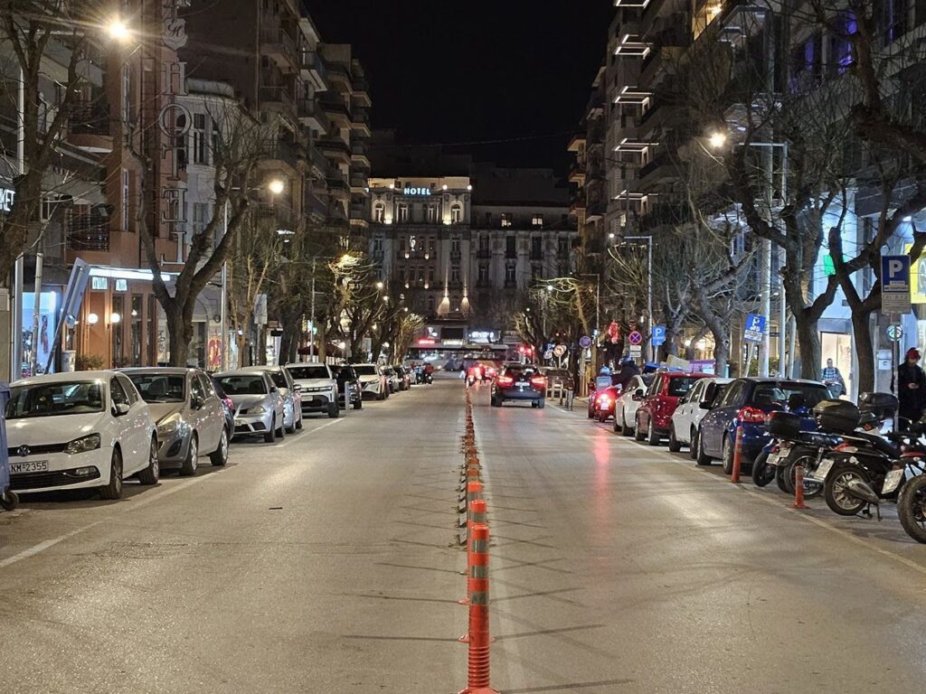 Δ. Θεσσαλονίκης: Νέος φωτισμός στις οδούς Αντιγονιδών, Κρυστάλλη, Συγγρού και Επισκόπου Αμβροσίου