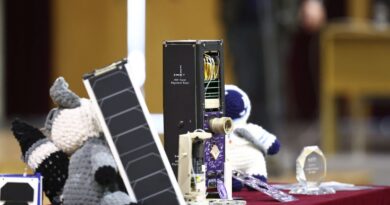 Καλημέρα και καλή εβδομάδα! Τα τηλέφωνα επικοινωνίας της γραμμής του δημότη είναι τα εξής: 2310387036 2313302200 15388 Η γραμμή λειτουργίας λειτουργεί καθημερινές 08:00-14:00.