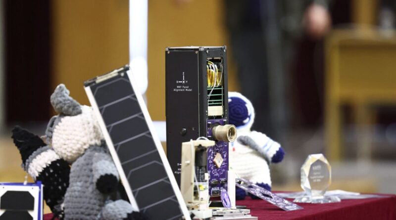 Καλημέρα και καλή εβδομάδα! Τα τηλέφωνα επικοινωνίας της γραμμής του δημότη είναι τα εξής: 2310387036 2313302200 15388 Η γραμμή λειτουργίας λειτουργεί καθημερινές 08:00-14:00.