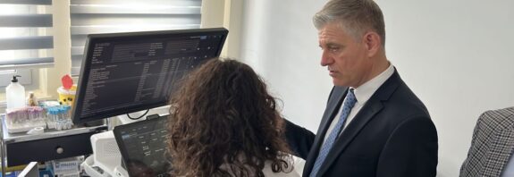 Επίσκεψη Γιουτίκα στις κλινικές  του «ΑΧΕΠΑ» που αναβαθμίστηκαν (pics)