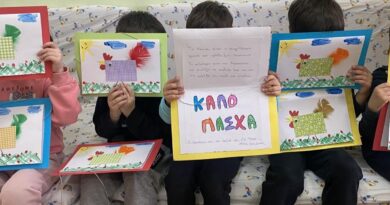 Δήμος Θεσσαλονίκης: Προσφορά πασχαλινών κατασκευών και λαμπάδων στο Γ.Ν. Παπαγεωργίου