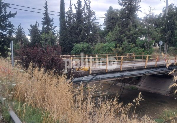 Γεφυράκι Φοίνικα: Έναν χρόνο κλειστό – «Δεν ξέρουμε αν μπορεί να ανοίξει, θα χρειαστεί πλήρη ανακατασκευή»