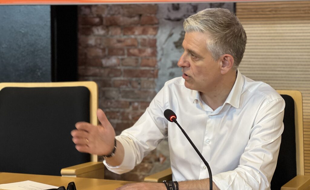 Νέες ενέργειες Γιουτίκα για να αρθεί το αδιέξοδο στη μεταφορά των μαθητών - Προτεραιότητα η τα δρομολόγια για μαθητές ΑμεΑ