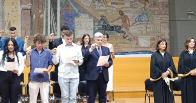 Και επισήμως πτυχιούχος ο Λευτέρης Αλεξανδρίδης (pics)