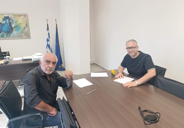 Δ. Ωραιοκάστρου: Υπογράφηκαν οι συμβάσεις για την αναβάθμιση της παλαιάς Κοινότητας Λητής και των γηπέδων ποδοσφαίρου Λητής και Νεοχωρούδας