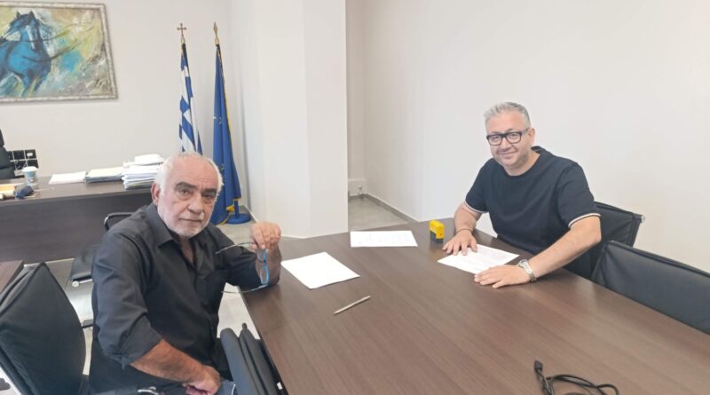 Δ. Ωραιοκάστρου: Υπογράφηκαν οι συμβάσεις για την αναβάθμιση της παλαιάς Κοινότητας Λητής και των γηπέδων ποδοσφαίρου Λητής και Νεοχωρούδας