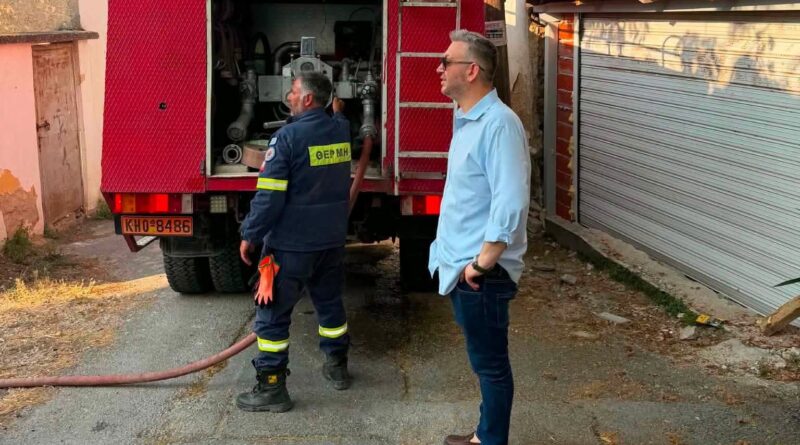 Τσακίρης: «Δεν υπάρχουν λόγια. Ένας ενήλικας και ένα παιδί 12 ετών έχασαν τη ζωή τους με τραγικό τρόπο»