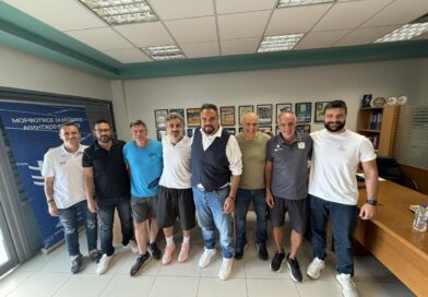 Ο Γιώργος Μαυρίδης «τρέχει» στον 14ο Διεθνή Νυχτερινό Ημιμαραθώνιο Θεσσαλονίκης - ZeniΘ!