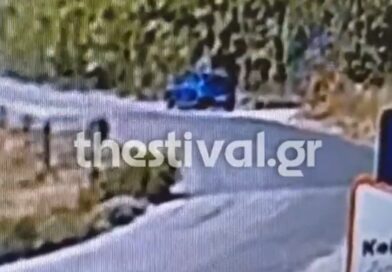 VIDEO ντοκουμέντο: Η στιγμή που ο 59χρονος βάζει φωτιά σε ξερά χόρτα στη έξω από τη Σίνδο