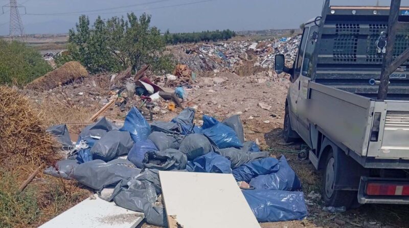 Δήμος Χαλκηδόνος: Μετέτρεψαν χωράφι σε μπαζότοπο - Δύο συλλήψεις επ' αυτοφώρω