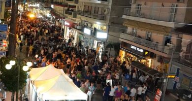 4η Λευκή Νύχτα Ευόσμου: Μια βραδιά που ένωσε την αγορά, τον πολιτισμό και την πόλη
